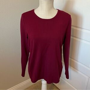 Chico's Magenta Sweater Size Medium (Chico's Size 1) with Button Detailing